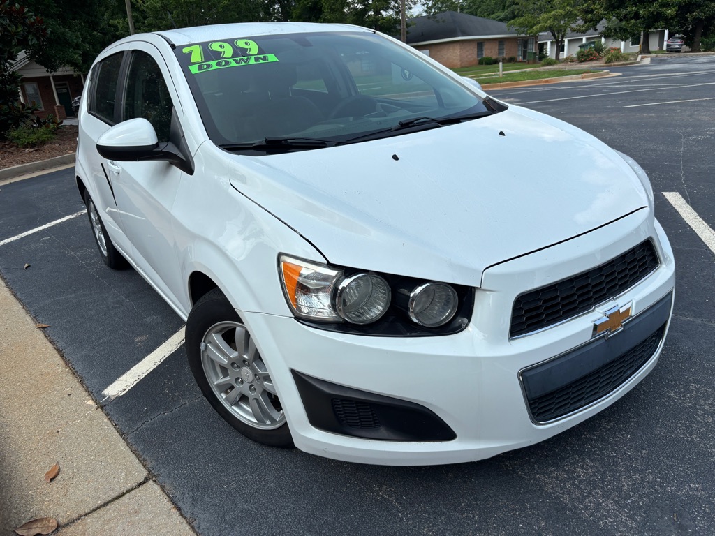 2016 Chevrolet Sonic LT - Photo 3